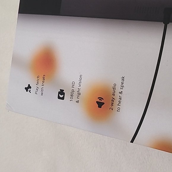 Petcube Bites HD Treat Camera - Picture 9 of 10